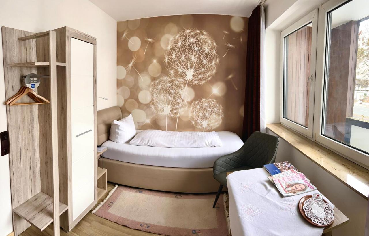 Landhotel Laarmann Lennestadt Bagian luar foto