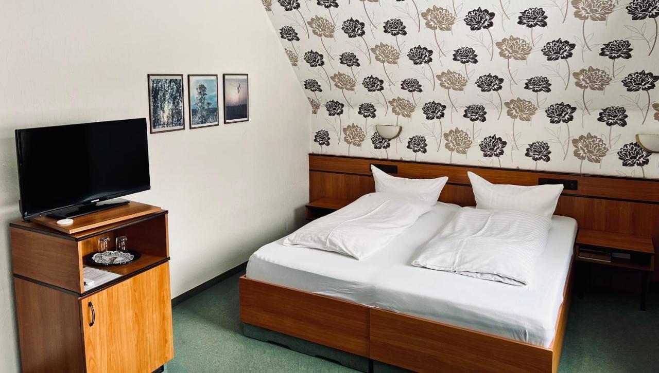 Landhotel Laarmann Lennestadt Bagian luar foto