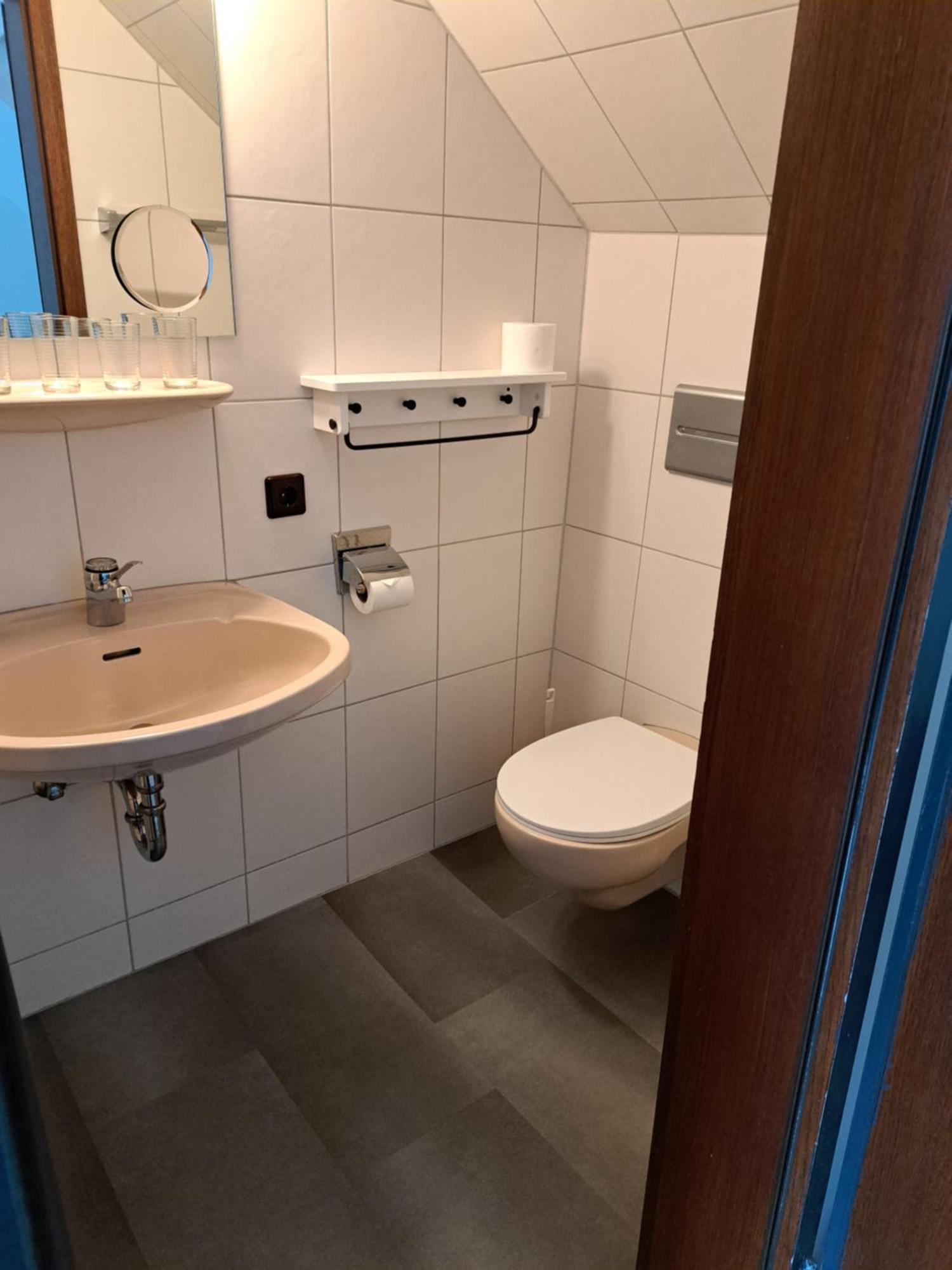 Landhotel Laarmann Lennestadt Bagian luar foto